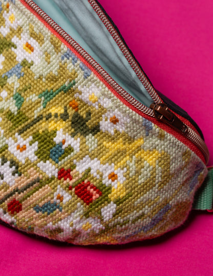 Sac Banane Canevas Upcycling